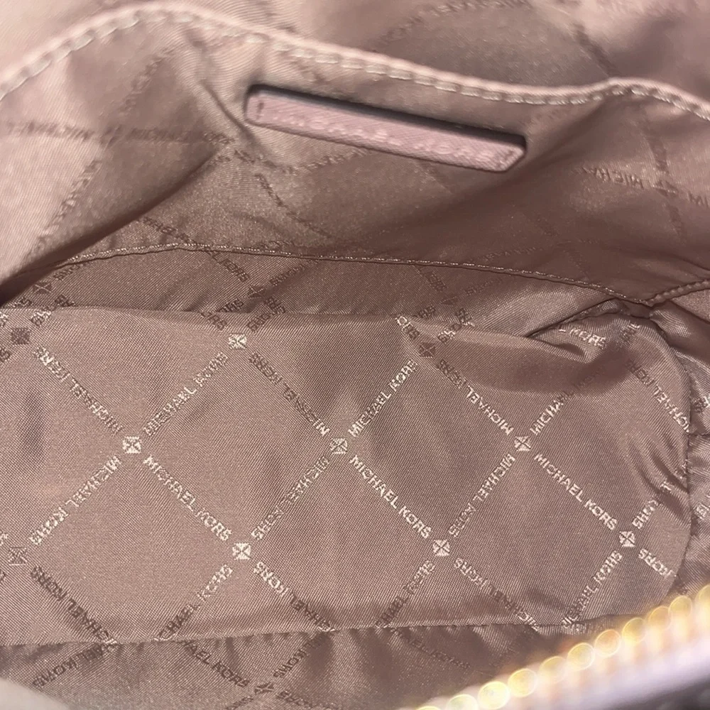 Michael Kors Jet Set Travel Medium Dome Blush Pink Adjustable Crossbody NWT
